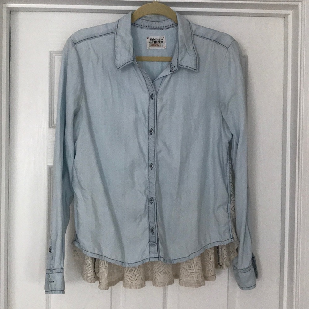 💙❗️Anthro Chambray shirt!❗️💙